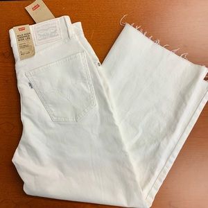 NEW Levi’s Mile High Wide Leg